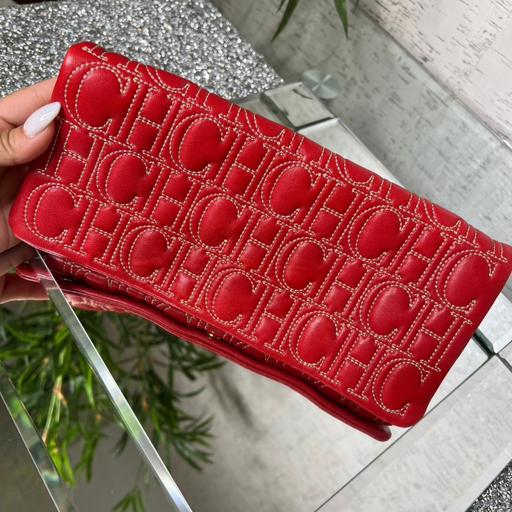 Carolina Herrera clutch